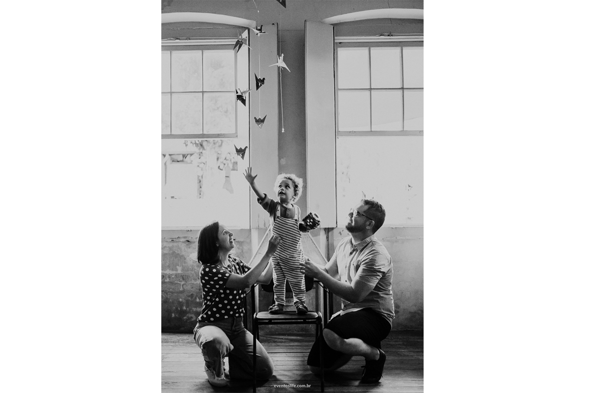 Ensaio Família, Life Fotografia, Fotografia de Casamento Sorocaba, Fotos de família, Sessão Fotográfica, Moyra e Tiago, Sorocaba, Fotos de família, Família, Biblioteca Infantil, Circo, Família feliz, Cortina, Circus