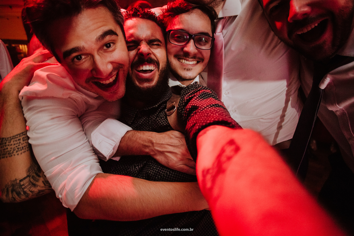 casamento camila e victor, life fotografia, fotografia de casamento, amor, love, wedding, celeiro quintal, são paulo, luís gomide, lamore e co, nova noiva, fotografia espontânea, fotografia de casamento diferente, igreja, cerimônia, noivos