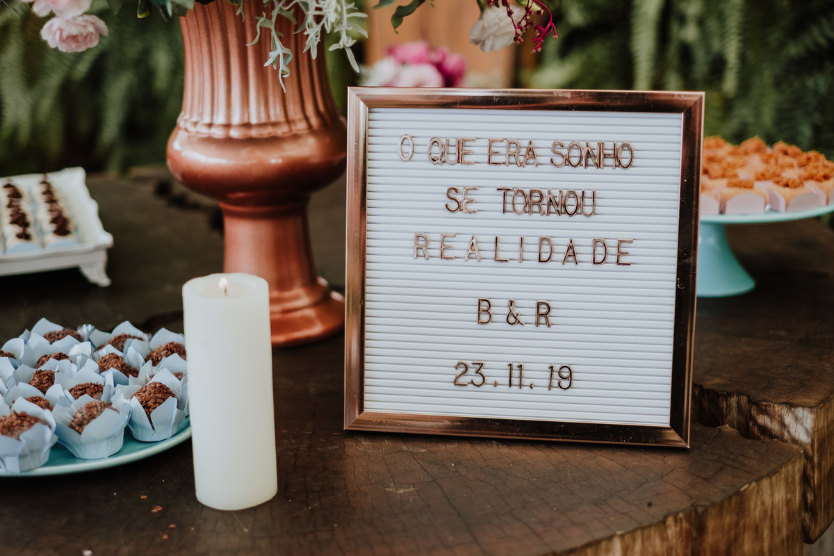 Casamento, Hukka Garden, Sorocaba, Fotografia de casamento Sorocaba, Life Fotografia, Fotos espontâneas, Fotografia de Casamento, Fotografia criativa, aluguel de neon casamento, my lady decor, decoração de casamento, neon, Glória Gló, mesa do bolo