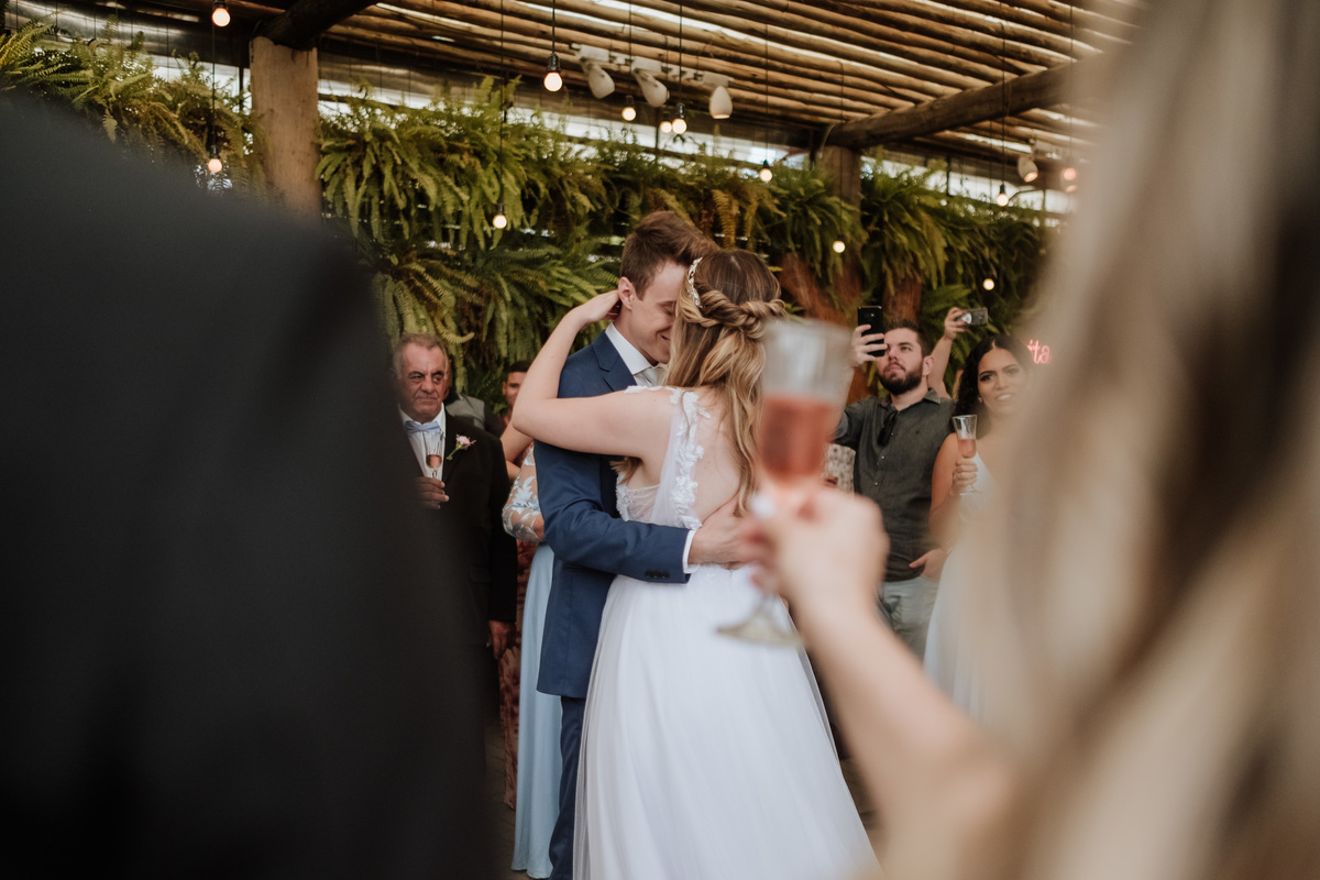 Casamento, Nossa Senhora de Fátima, Hukka Garden, Sorocaba, Fotografia de casamento Sorocaba, Life Fotografia, Fotos espontâneas, Noiva, Fotografia de Casamento, Fotografia criativa, Fotógrafo de casamento, recepção, brinde, padrinhos, entrada dos noivos