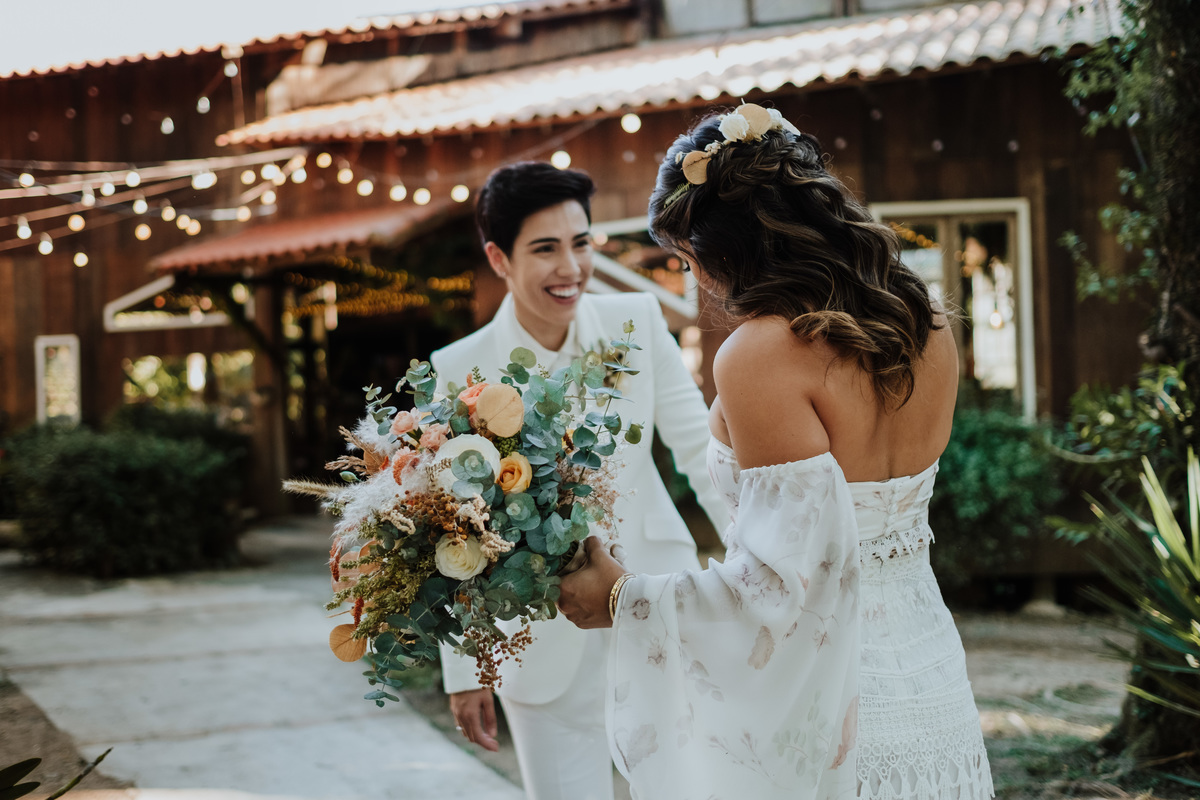Casamento, Case de Dia, Fotografia de casamento, Fotografia espontânea, Diferente, Pride, LGBTQ+, Noivas, Boho, Villa Mandacaru, Life Fotografia, Cyndi Omoto, Alex Oliveira, tendência, inverno, first look, natureza, lésbicas