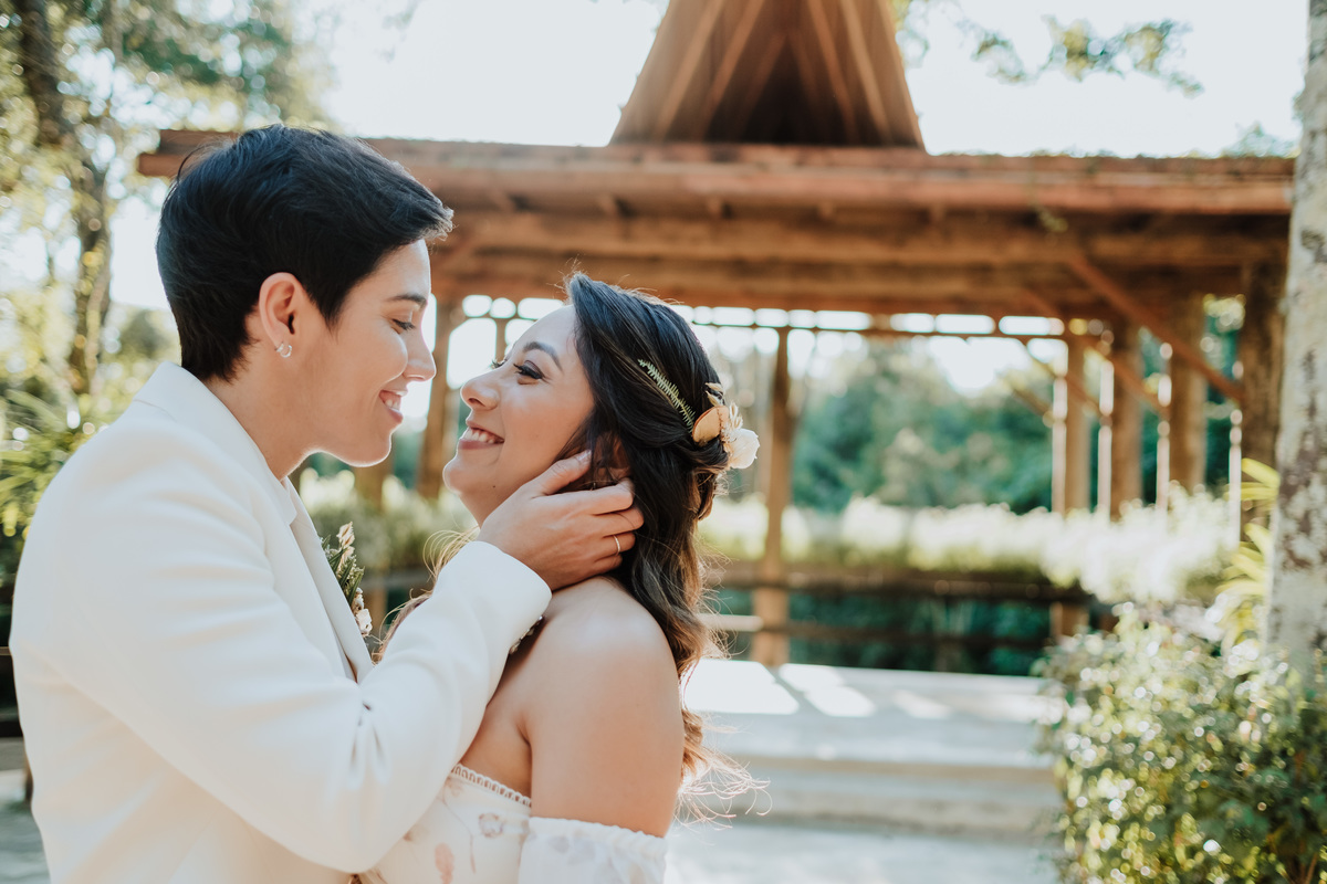 Casamento, Case de Dia, Fotografia de casamento, Fotografia espontânea, Diferente, Pride, LGBTQ+, Noivas, Boho, Villa Mandacaru, Life Fotografia, Cyndi Omoto, Alex Oliveira, tendência, inverno, first look, pôr-do-sol, casamento lésbico