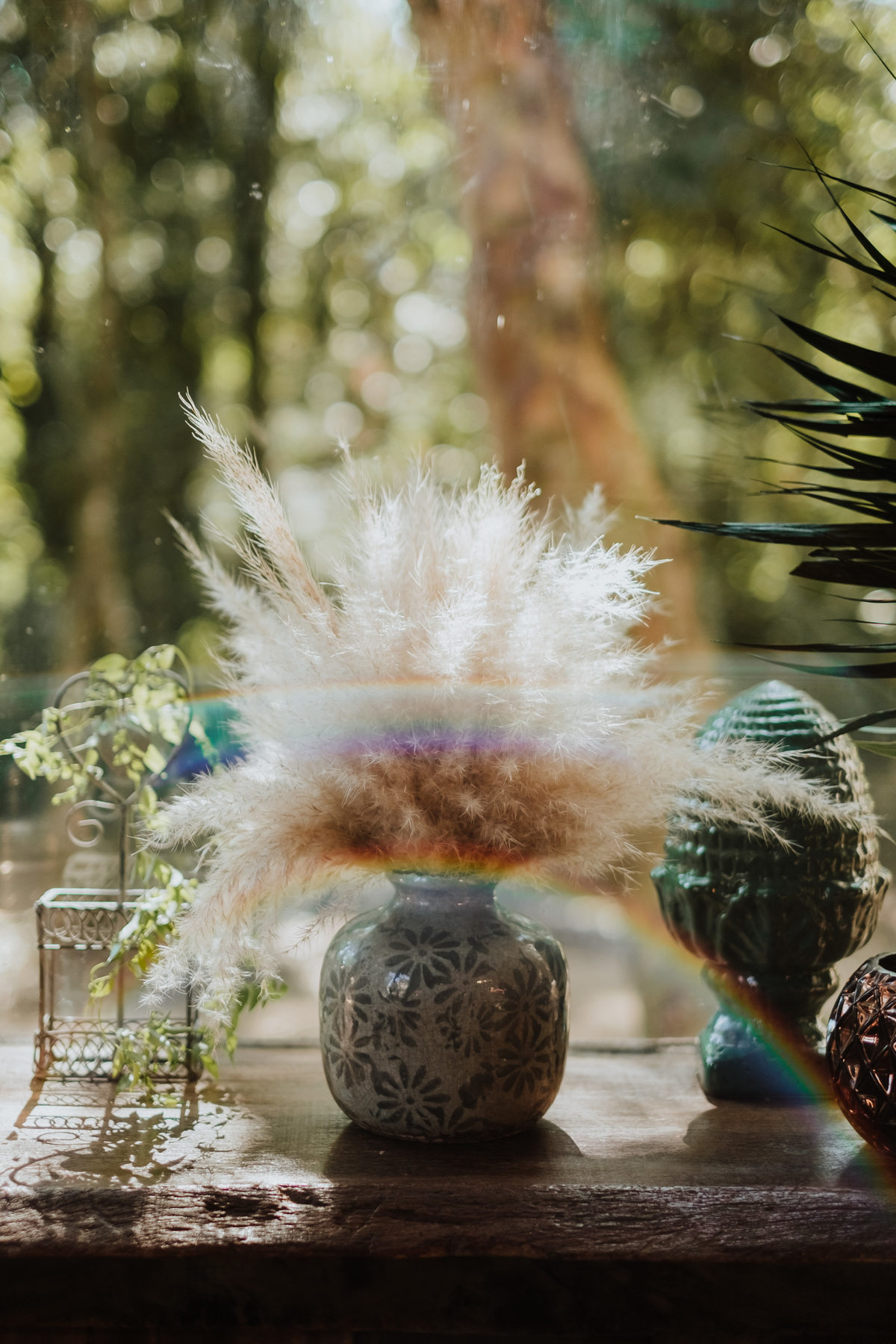 Casamento, Case de Dia, Fotografia de casamento, Fotografia espontânea, Diferente, Pride, LGBTQ+, Noivas, Boho, Villa Mandacaru, Life Fotografia, Cyndi Omoto, Alex Oliveira, Amor, buquê, arco íris, decoração, bohemian village decor, tendência, inverno