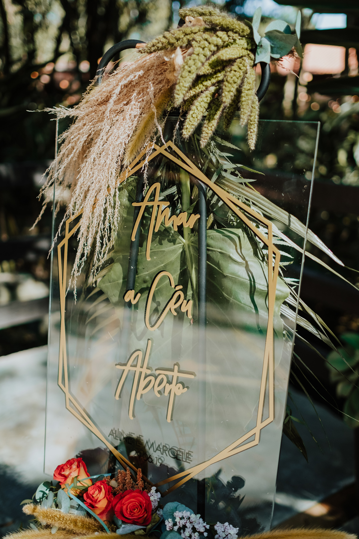 Casamento, Case de Dia, Fotografia de casamento, Fotografia espontânea, Diferente, Pride, LGBTQ+, Noivas, Boho, Villa Mandacaru, Life Fotografia, Cyndi Omoto, Alex Oliveira, Amor, buquê, fogueira, decoração, bohemian village decor, tendência, inverno