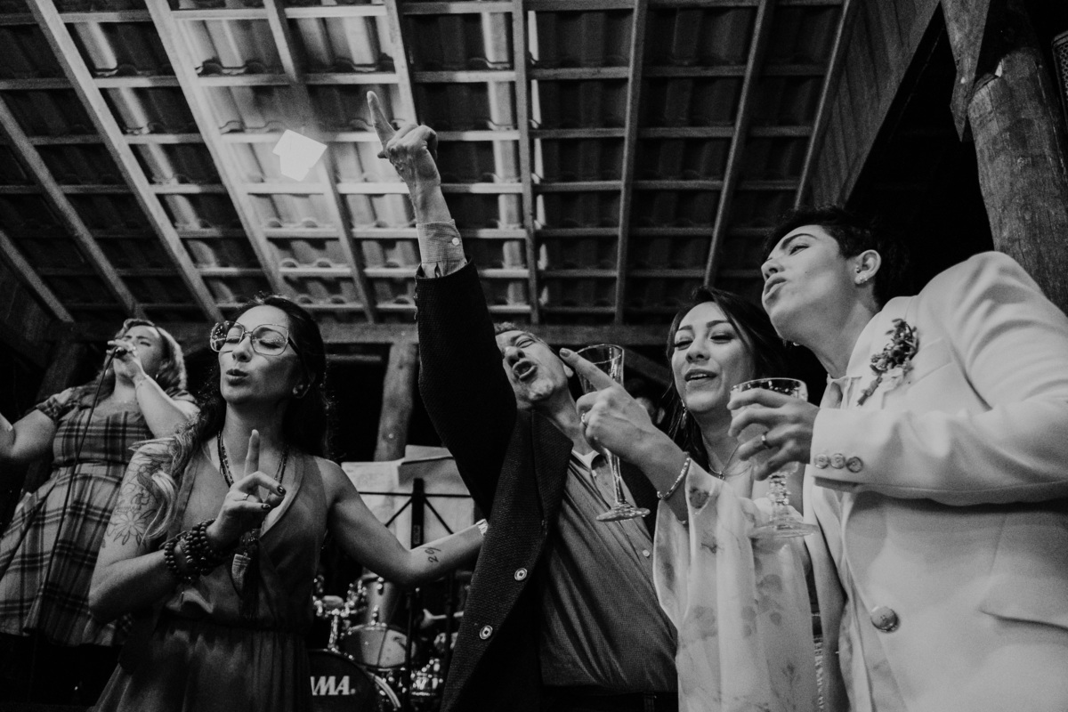 Casamento, Case de Dia, Fotografia de casamento, Fotografia espontânea, Diferente, Pride, LGBTQ+, Noivas, Boho, Villa Mandacaru, Life Fotografia, Cyndi Omoto, Alex Oliveira, amar a céu aberto, cerimônia, recepção, casamento lésbico, festa