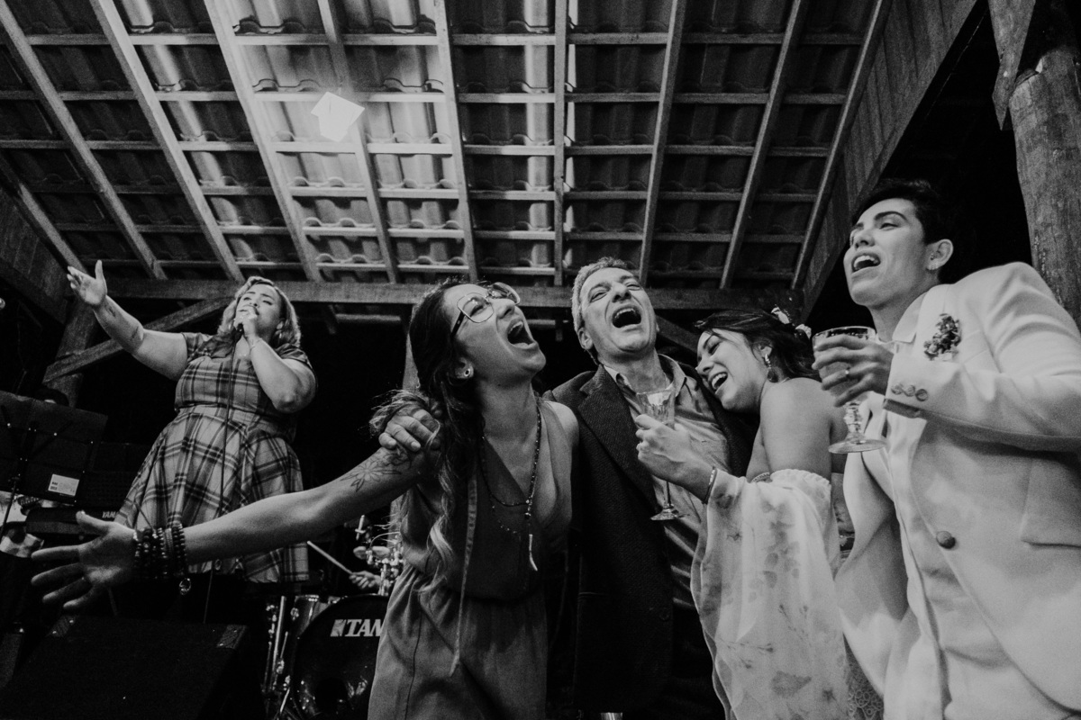 Casamento, Case de Dia, Fotografia de casamento, Fotografia espontânea, Diferente, Pride, LGBTQ+, Noivas, Boho, Villa Mandacaru, Life Fotografia, Cyndi Omoto, Alex Oliveira, amar a céu aberto, cerimônia, recepção, casamento lésbico, festa