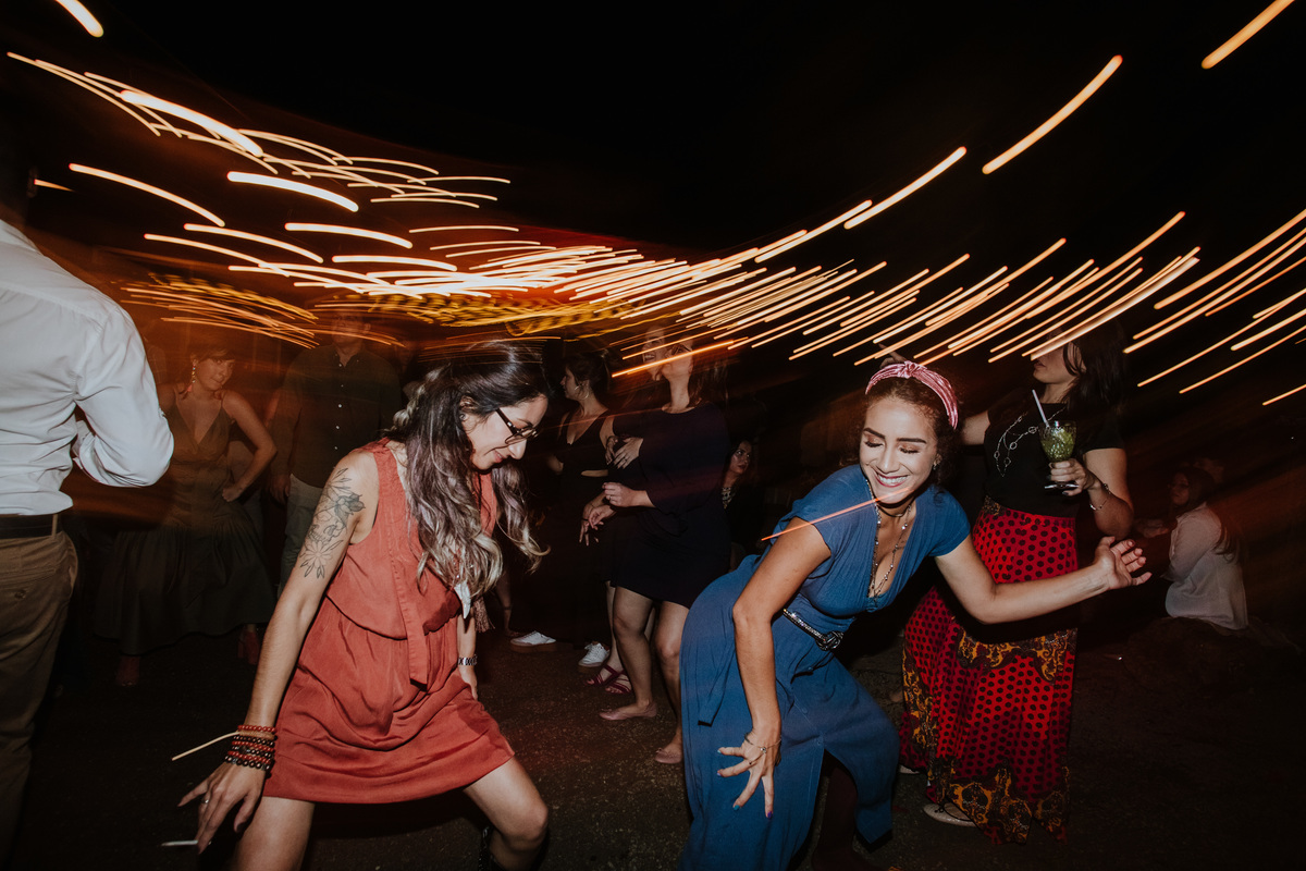 Casamento, Case de Dia, Fotografia de casamento, Fotografia espontânea, Diferente, Pride, LGBTQ+, Noivas, Boho, Villa Mandacaru, Life Fotografia, Cyndi Omoto, Alex Oliveira, amar a céu aberto, cerimônia, recepção, casamento lésbico, festa