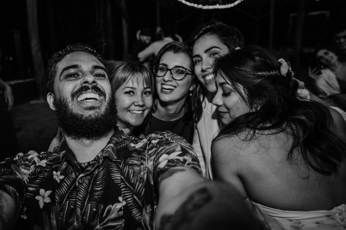 Casamento, Case de Dia, Fotografia de casamento, Fotografia espontânea, Diferente, Pride, LGBTQ+, Noivas, Boho, Villa Mandacaru, Life Fotografia, Cyndi Omoto, Alex Oliveira, amar a céu aberto, cerimônia, recepção, casamento lésbico, festa