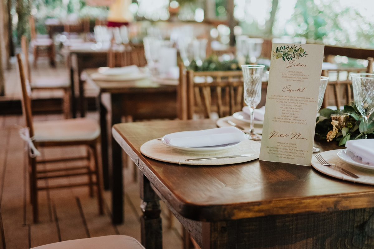 Casamento, Case de Dia, Fotografia de casamento, Fotografia espontânea, Diferente, Pride, LGBTQ+, Noivas, Boho, Villa Mandacaru, Life Fotografia, Cyndi Omoto, Alex Oliveira, Amor, buquê, mesa do bolo, decoração, bohemian village decor, tendência, inverno