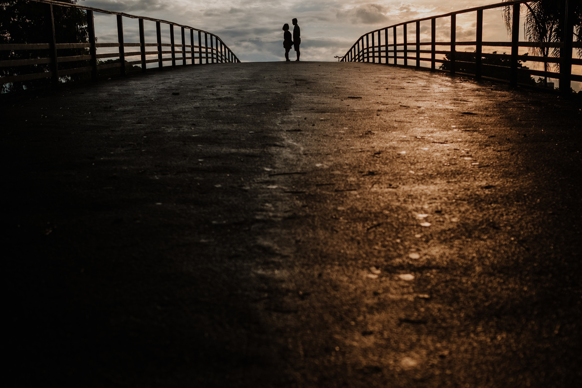 Ensaio casal, ensaio fotográfico, pré-casamento, pré wedding, fotografia de casal, ensaio, fotografia espontânea, noivos, fiance, life fotografia, fotografia de casamento sorocaba, ensaio em são paulo, são paulo, fotos com chuva, garoa, mac usp