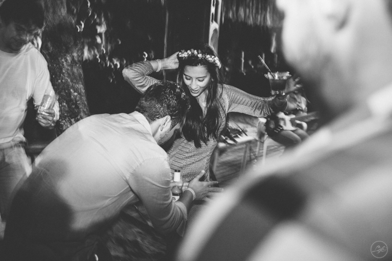 lual no casamento da Camila e do Bruno em Caraguatatuba, casamento dos sonhos, casamento na praia, destination wedding, destination photographers, musica, festa, amor, familia, bride