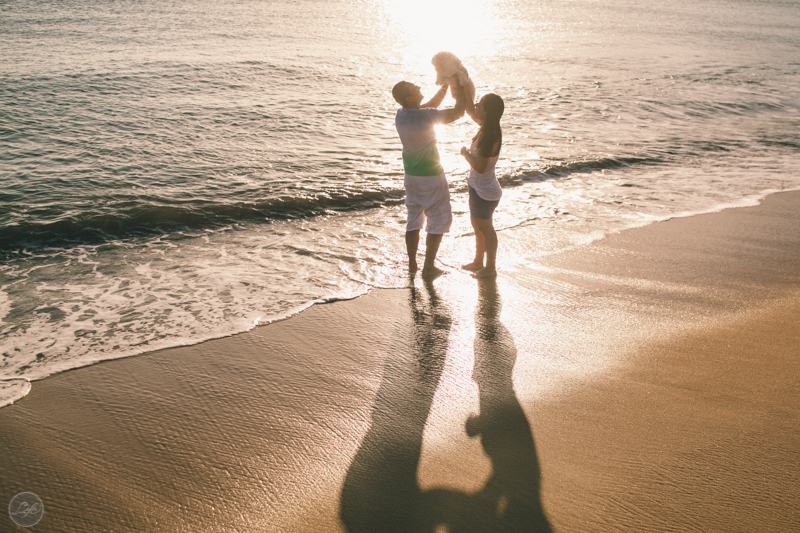 Ensaio fotografico espontâneo de casal, sessão pré casamento na praia, toque toque pequeno, noivos, bride and groom, yes i do