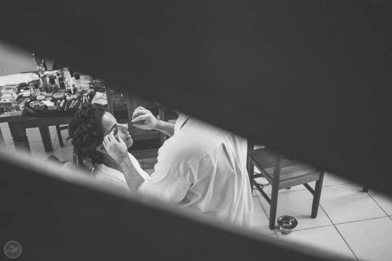 Making of bride, noiva linda, Casamento na praia, destination wedding, destination photographers, pé na areia, sonho, amor, família, toque toque pequeno, beach