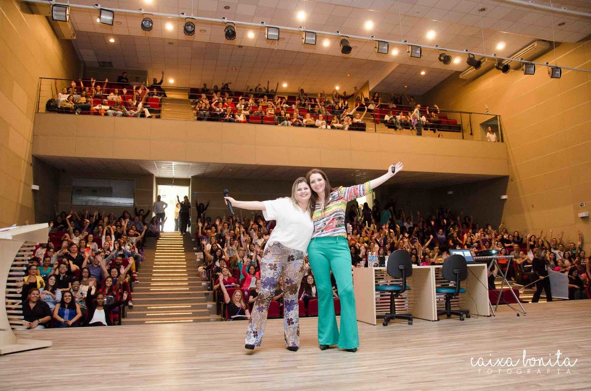 caixa bonita fotografia gabriella cerretti são paulo sp 17º 17 encontro gratuito de RH rh recursos humanos do grupo trhoca realização universidade unicid carrão