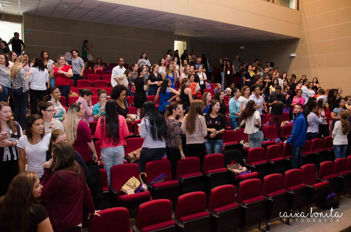 caixa bonita fotografia gabriella cerretti são paulo sp 17º 17 encontro gratuito de RH rh recursos humanos do grupo trhoca realização universidade unicid carrão