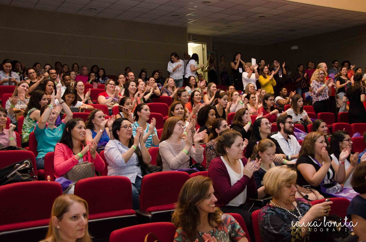 caixa bonita fotografia gabriella cerretti são paulo sp 17º 17 encontro gratuito de RH rh recursos humanos do grupo trhoca realização universidade unicid carrão