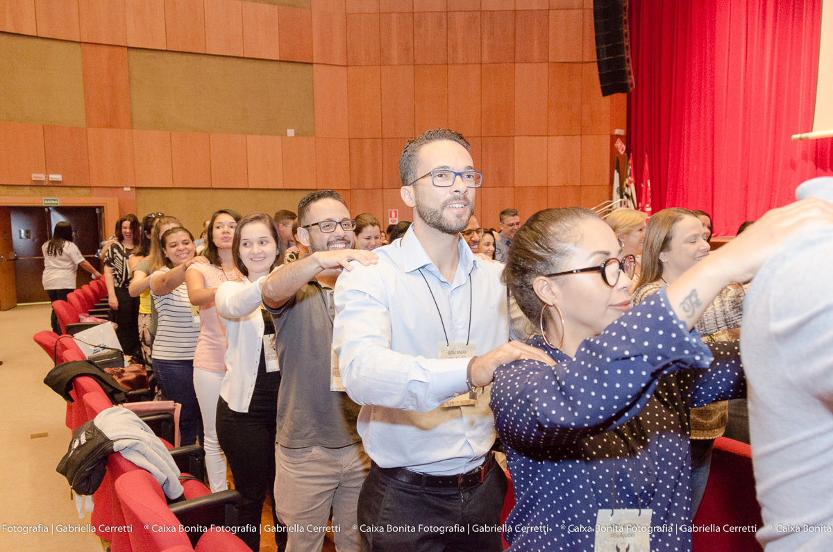 evento grupo trhoca isabela cavalheiro faculdade mackenzie caixa bonita fotografia gabriella cerretti voluntários parceiros corporativo gratuito rh recursos humanos