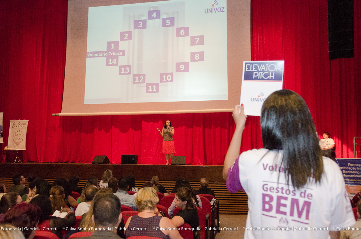 evento grupo trhoca isabela cavalheiro faculdade mackenzie caixa bonita fotografia gabriella cerretti voluntários parceiros corporativo gratuito rh recursos humanos