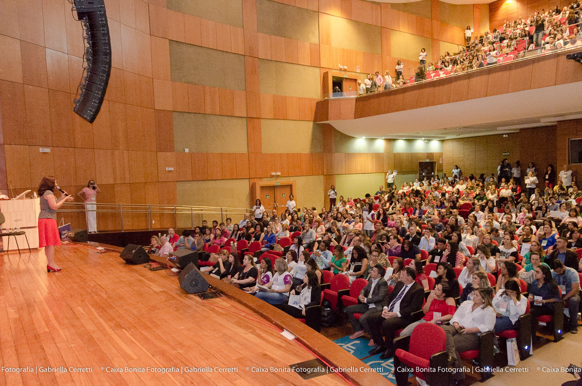 evento grupo trhoca isabela cavalheiro faculdade mackenzie caixa bonita fotografia gabriella cerretti voluntários parceiros corporativo gratuito rh recursos humanos