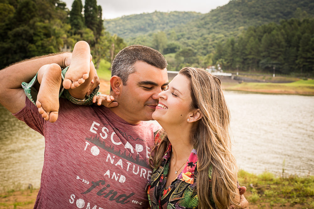 ensaio-de-família-beijo