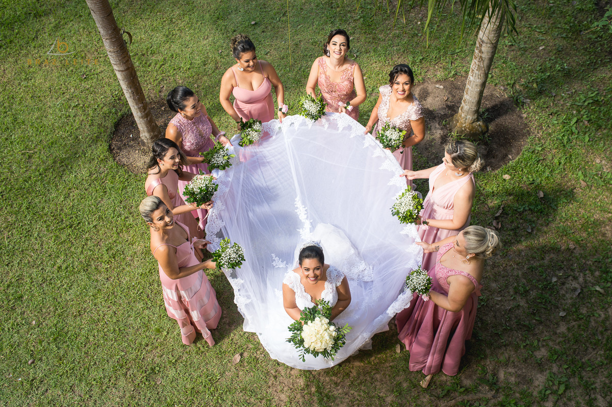 Fotos tirada da sacada das noivas e madrinhas