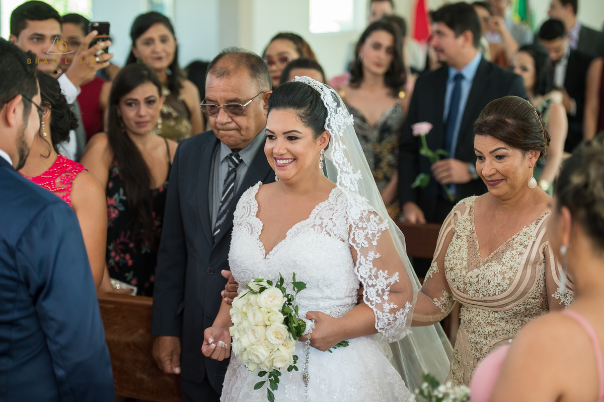 chegada da noiva ao altar
