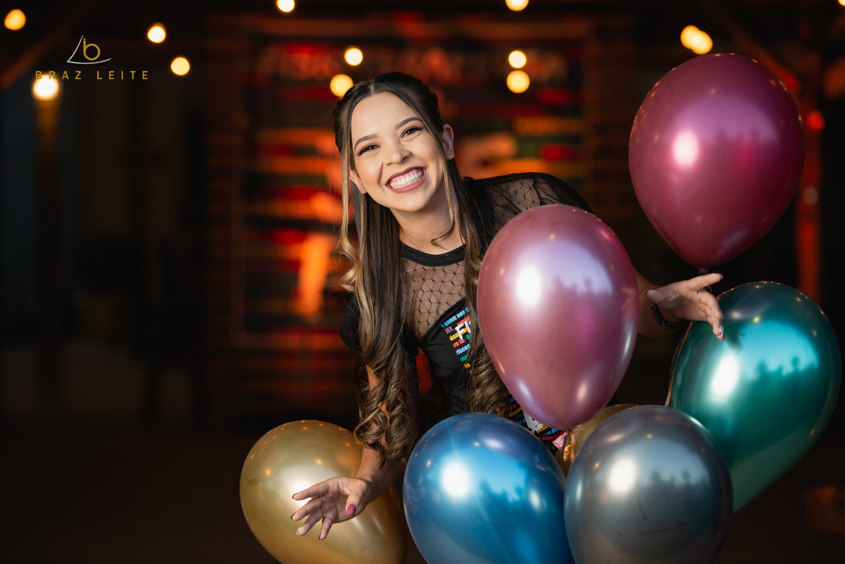 poses atras de balõesposes