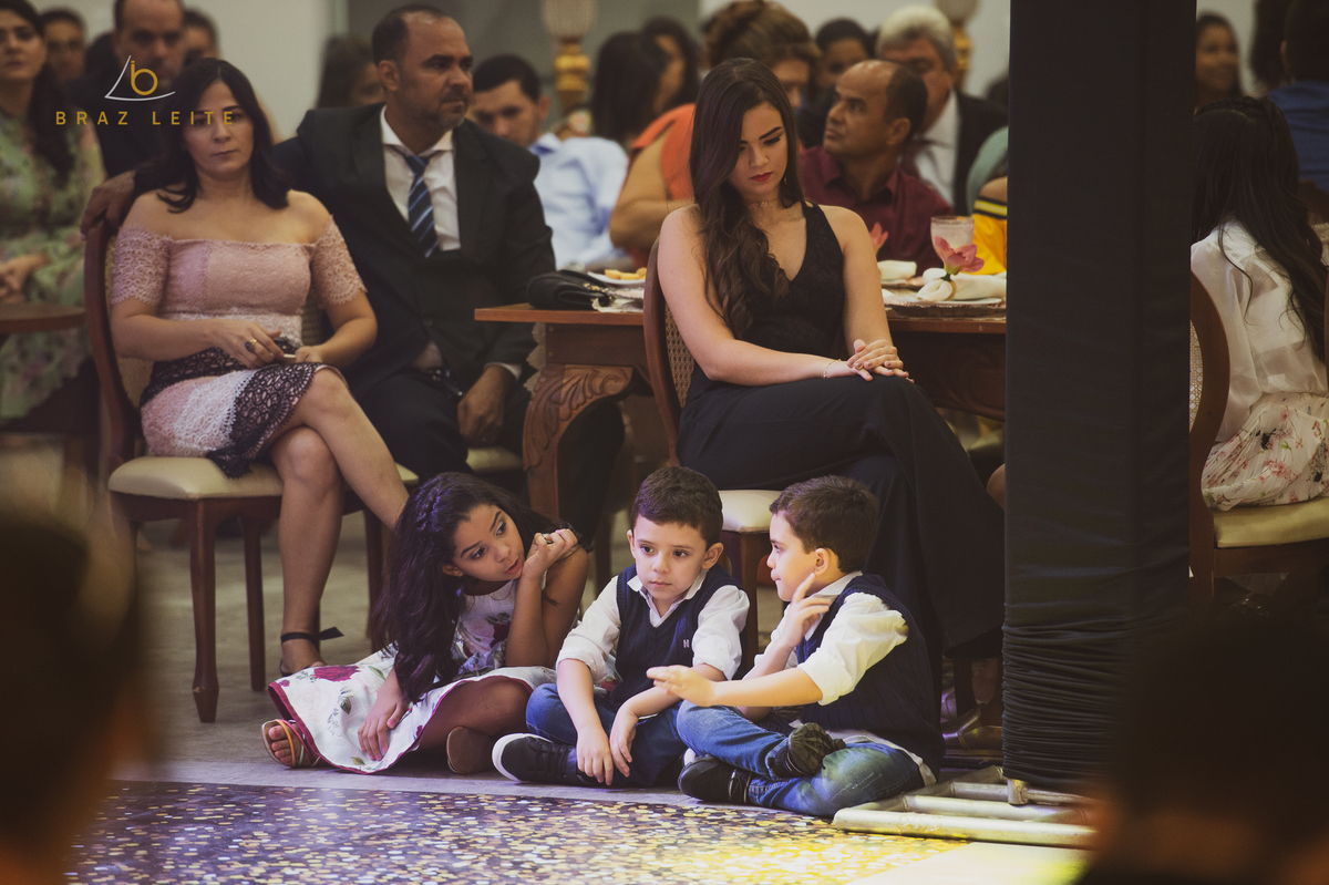 momentos das festa crinças