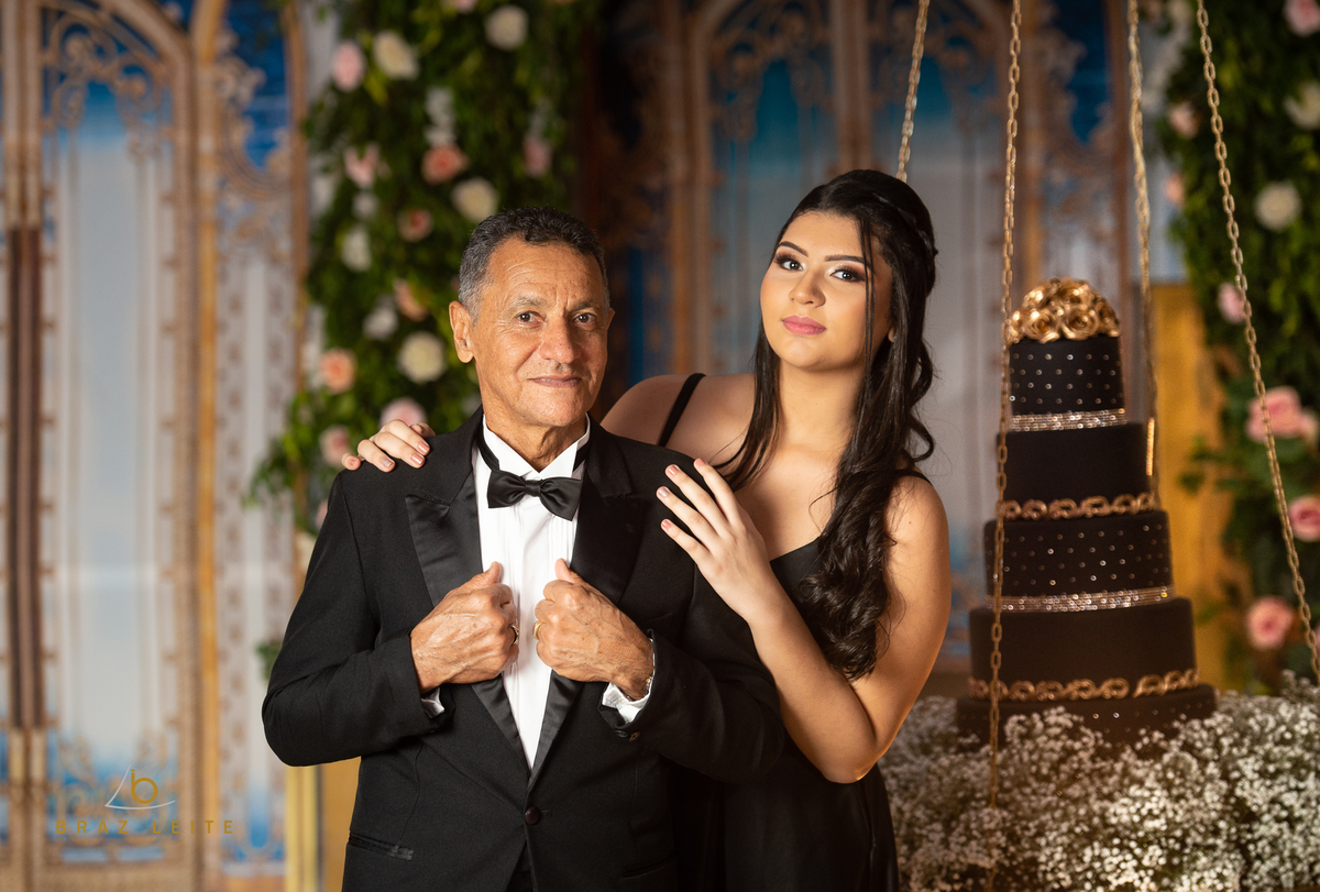 pai e filha poses para foto