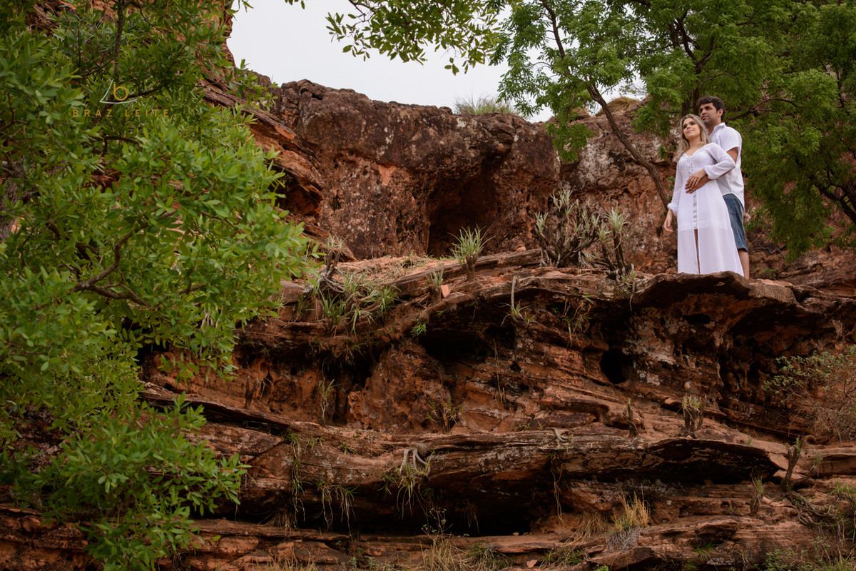 pedra furada - chapada das mesas