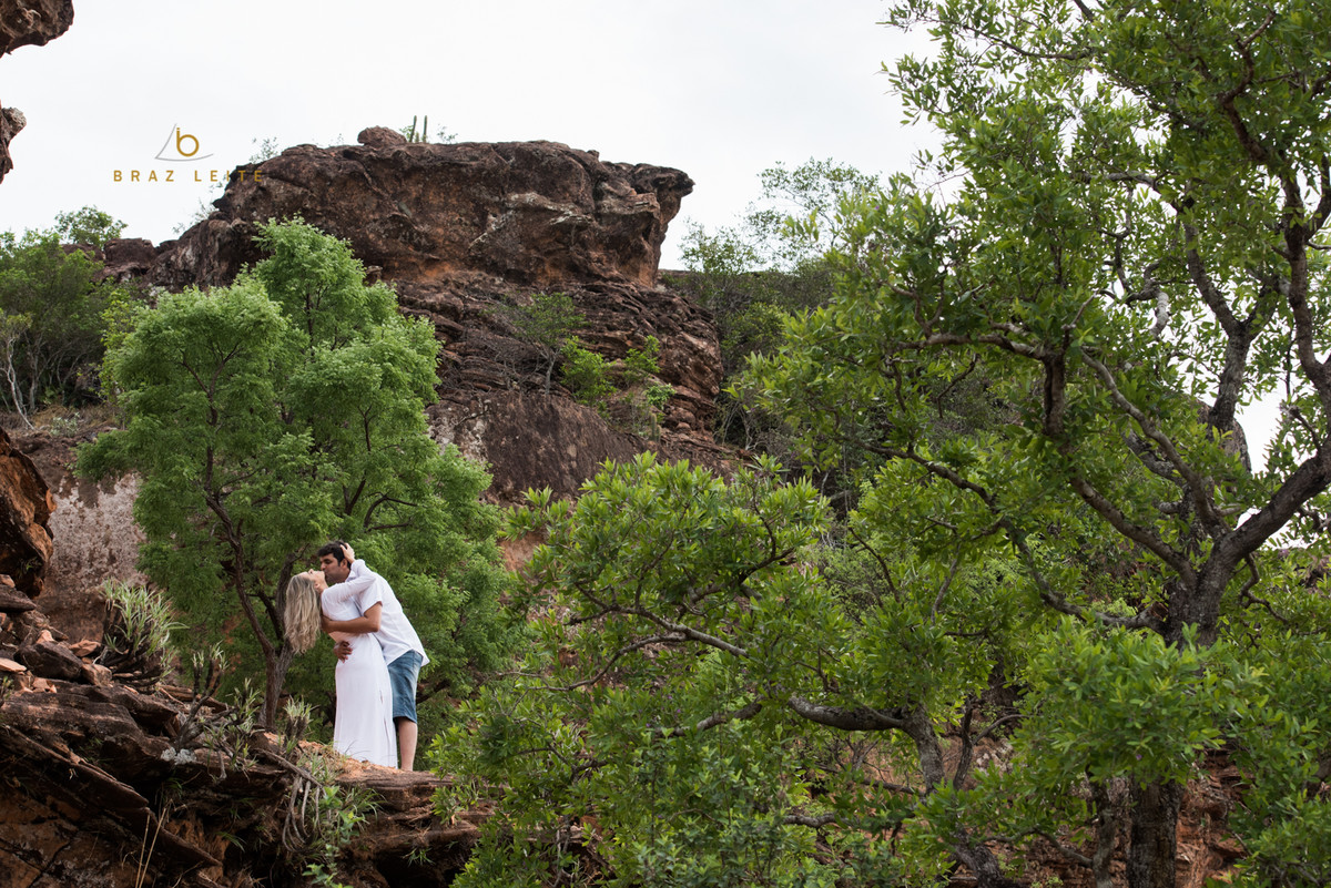 pedra furada - chapada das mesas