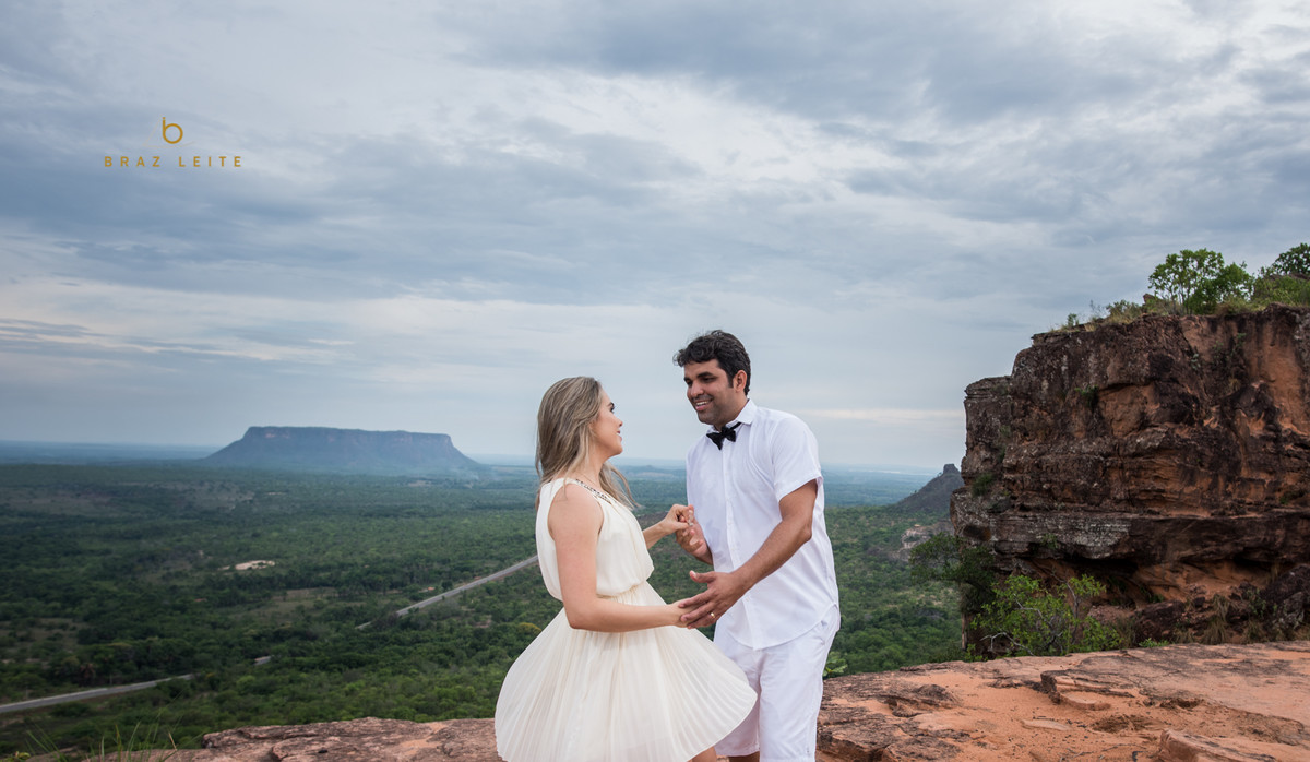 pedra furada - chapada das mesas