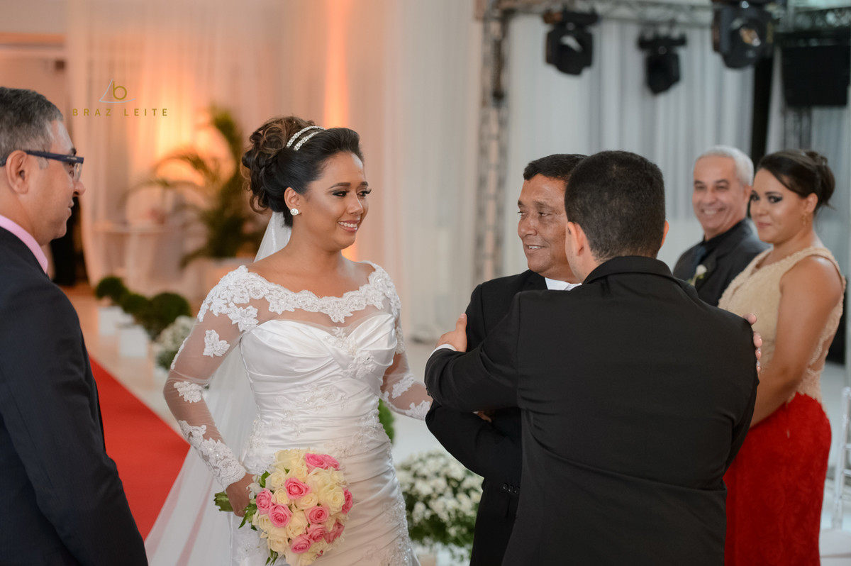 noiva no salão de festa