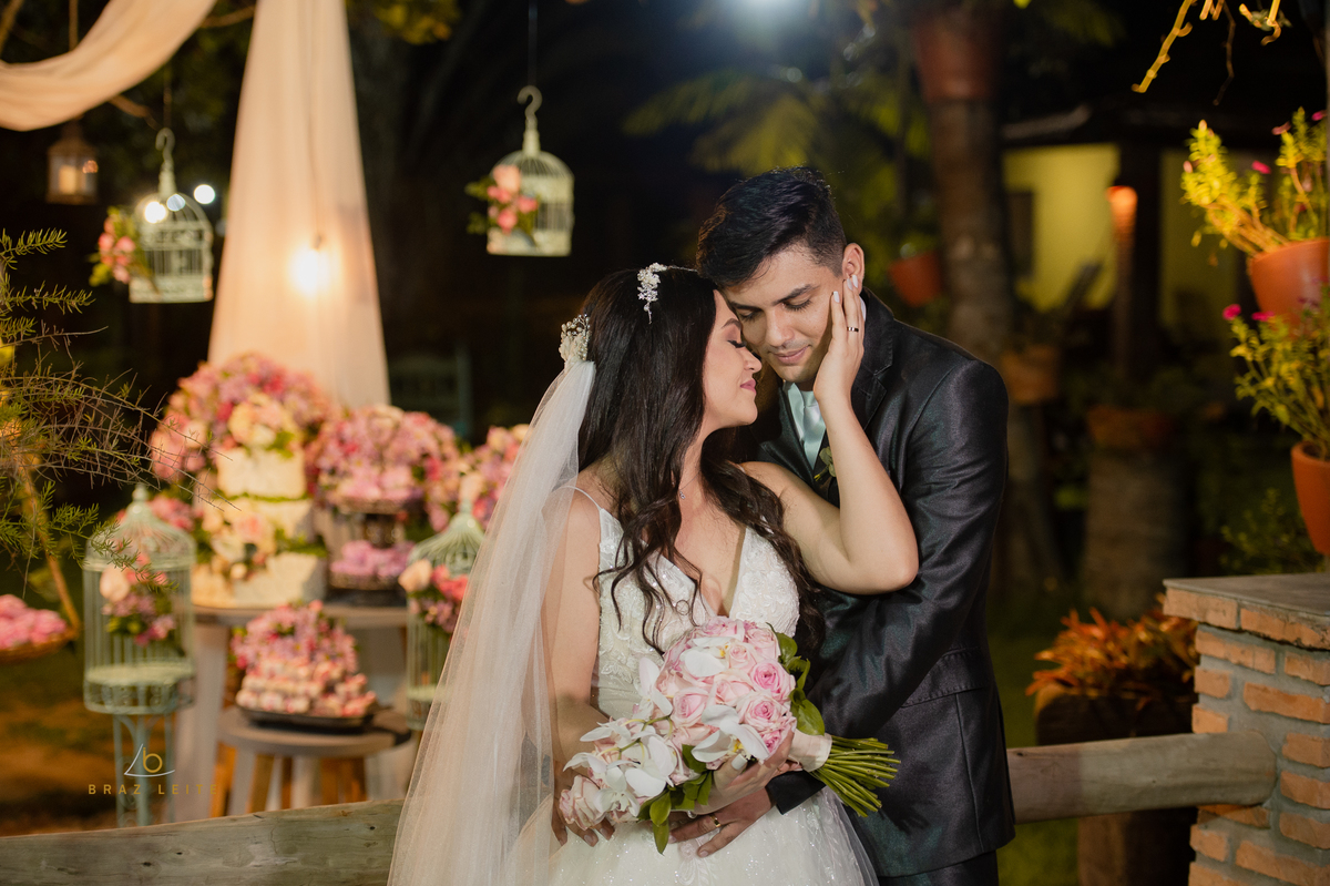 fotos na mesa do bolo