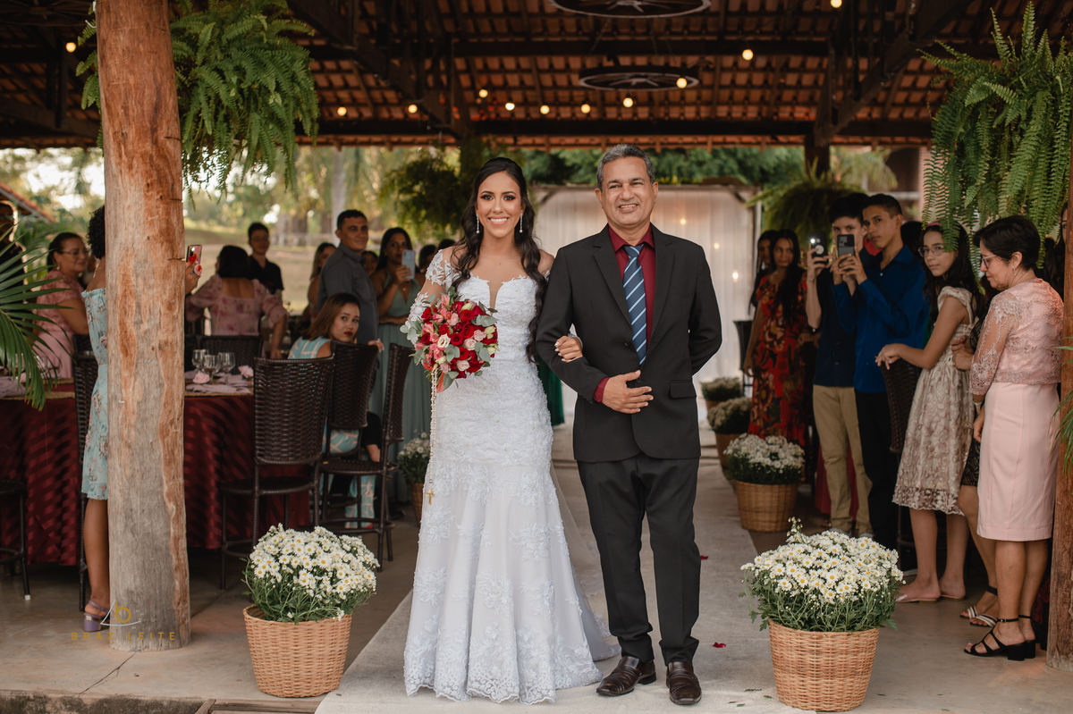 entrada da noiva com seu pai