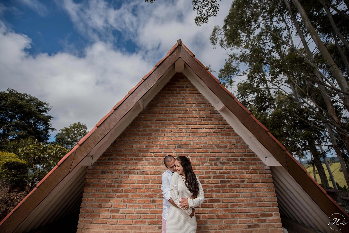 ensaio-pre-wedding-Neto-e-Flavia-em-Lagoinha-SP-fotografado-por-Marcela-Nunes-Fotografia