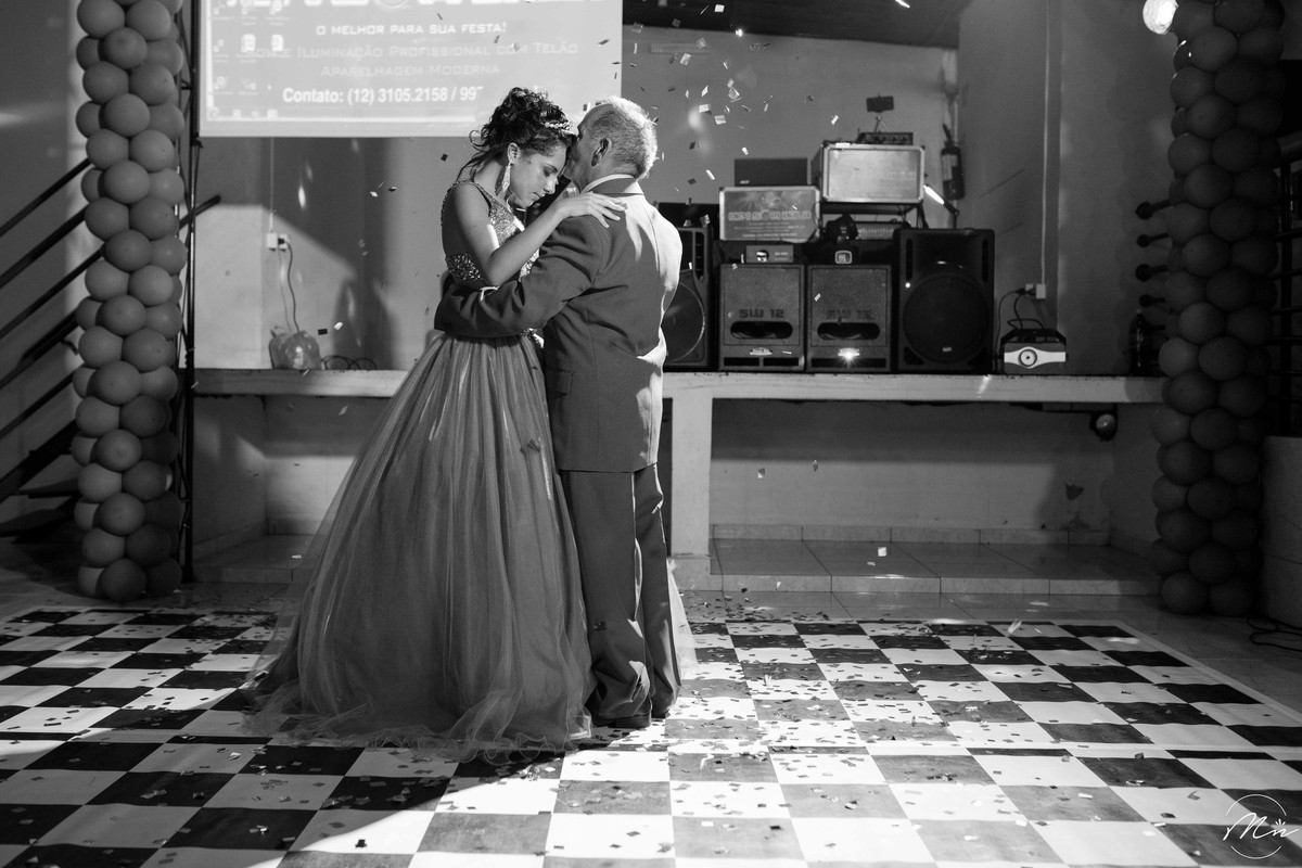 aniversario-de-15-anos-debutante-Beatriz-realizado-em-aparecida-sp-fotografado-por-marcela-nunes-fotografia