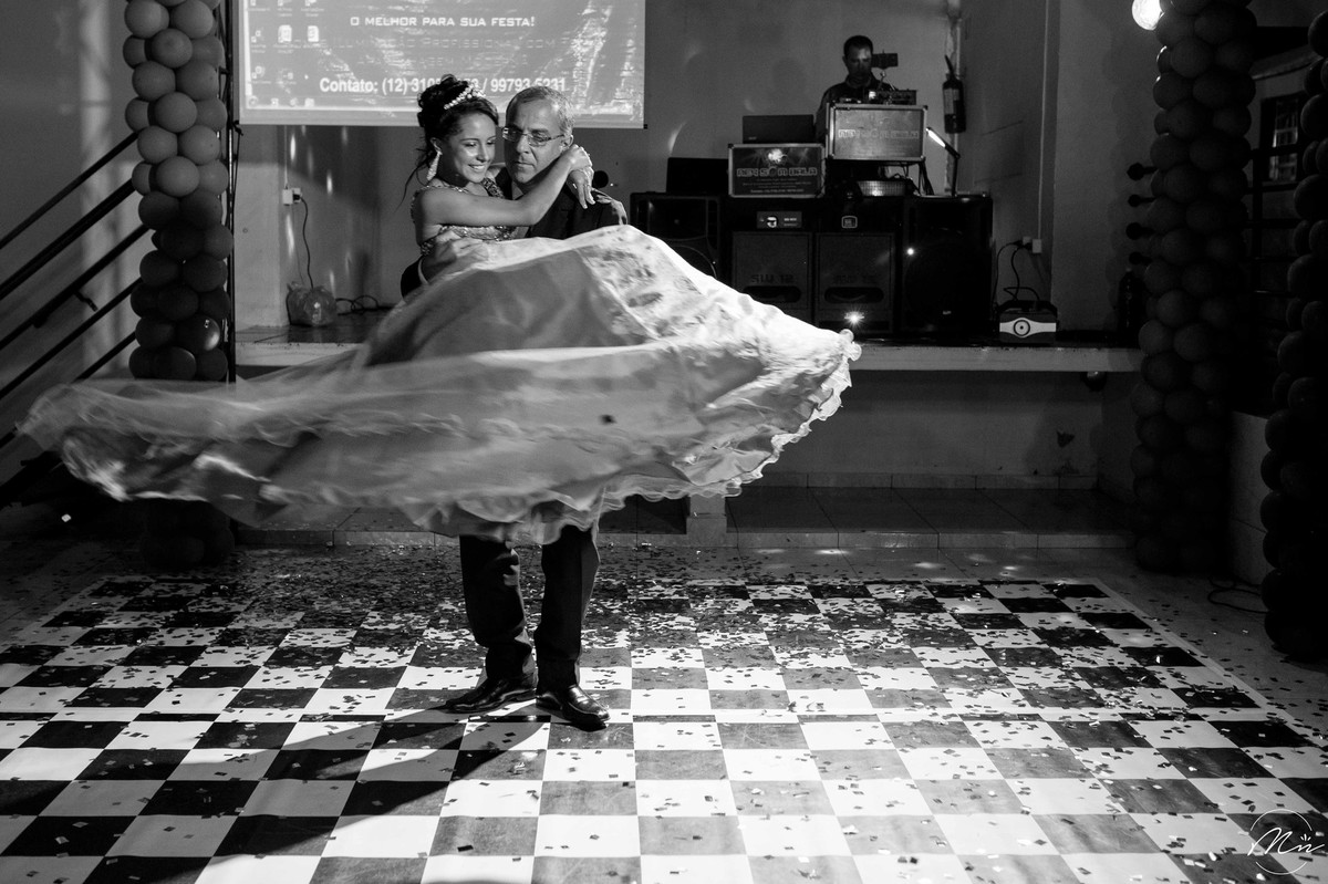 aniversario-de-15-anos-debutante-Beatriz-realizado-em-aparecida-sp-fotografado-por-marcela-nunes-fotografia
