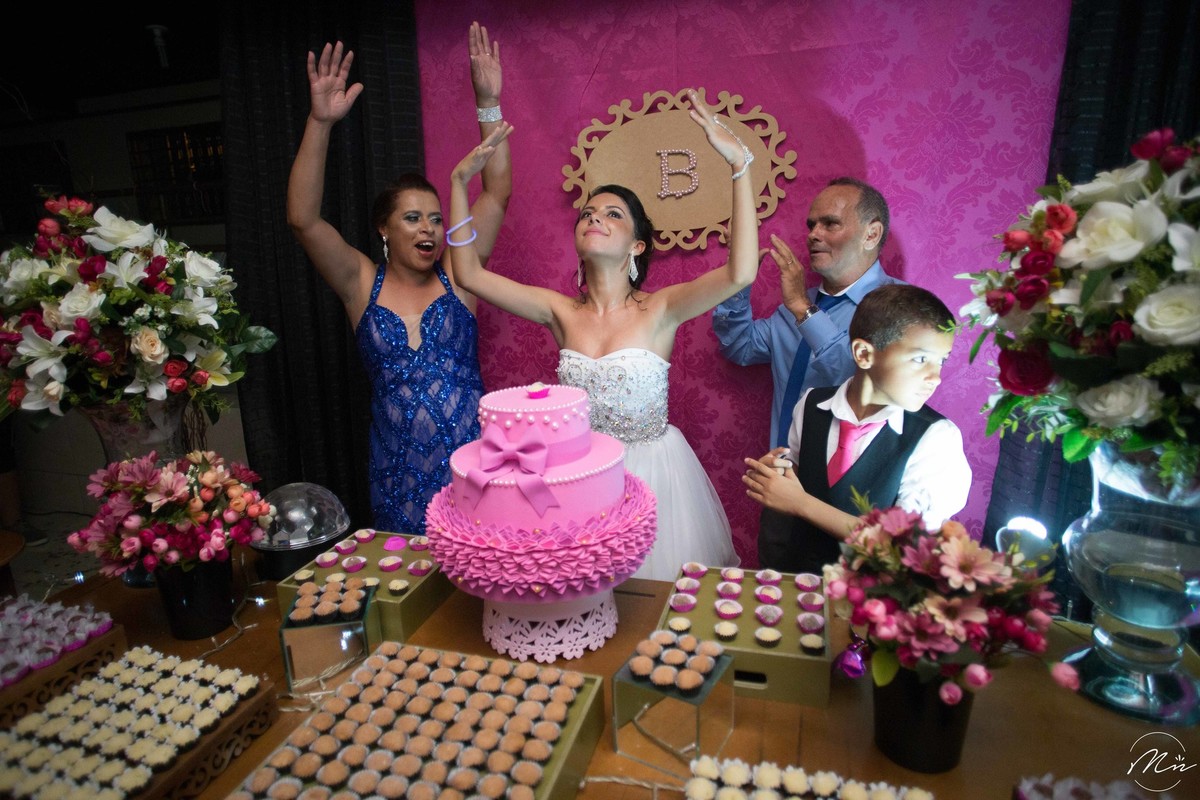 aniversario-de-15-anos-debutante-Beatriz-realizado-em-aparecida-sp-fotografado-por-marcela-nunes-fotografia