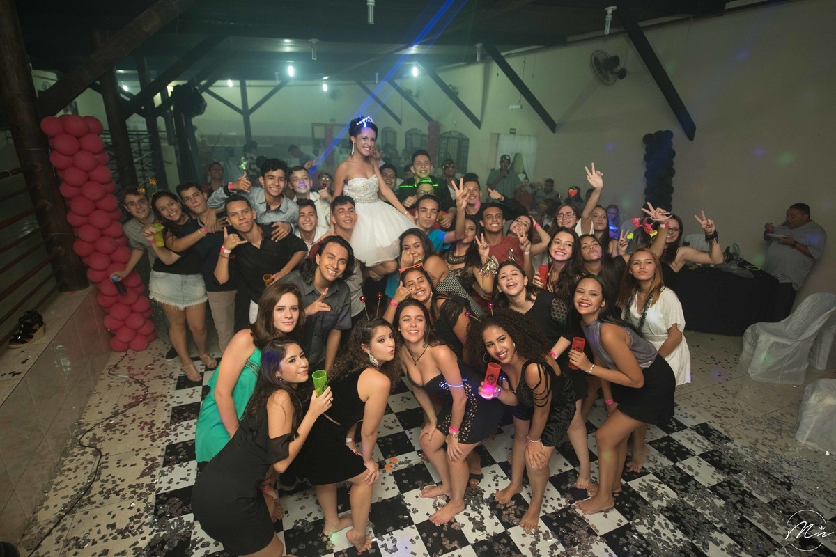 aniversario-de-15-anos-debutante-Beatriz-realizado-em-aparecida-sp-fotografado-por-marcela-nunes-fotografia