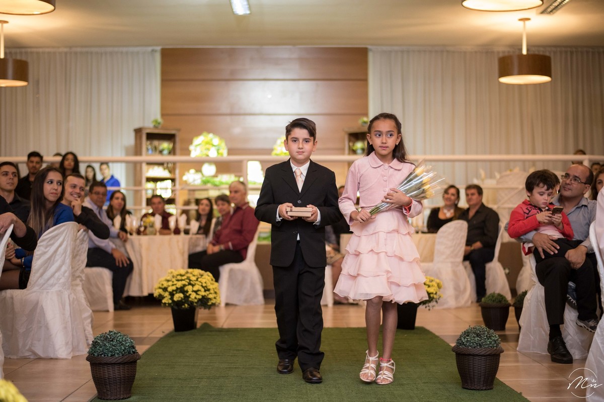 ana-karina-e-kiko-casamento-civil-fotografado-em-roseira-sp-por-marcela-nunes-fotografia