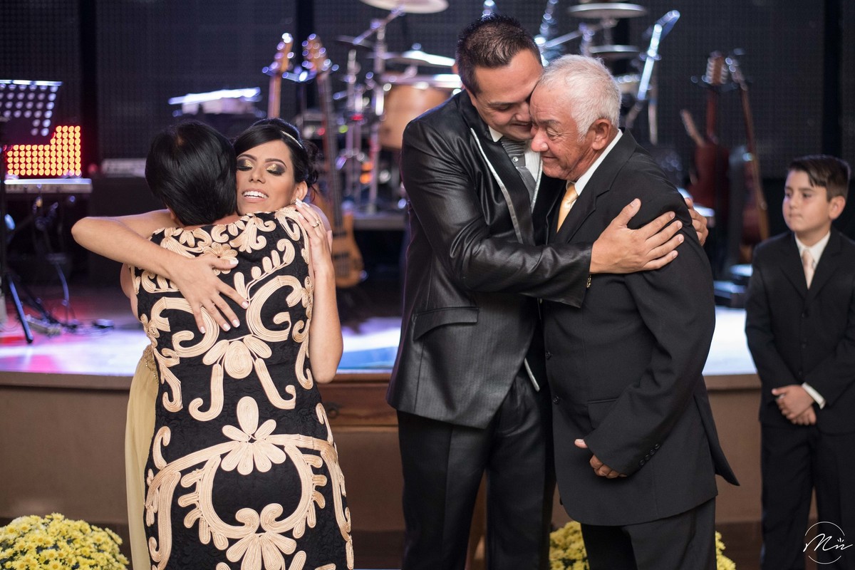 ana-karina-e-kiko-casamento-civil-fotografado-em-roseira-sp-por-marcela-nunes-fotografia