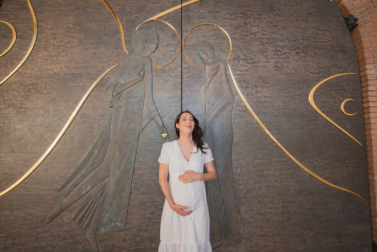 ensaio-gestante-mari-e-renato-no-santuario-nacional-aparecida-do-norte-cidade-do-romeiro