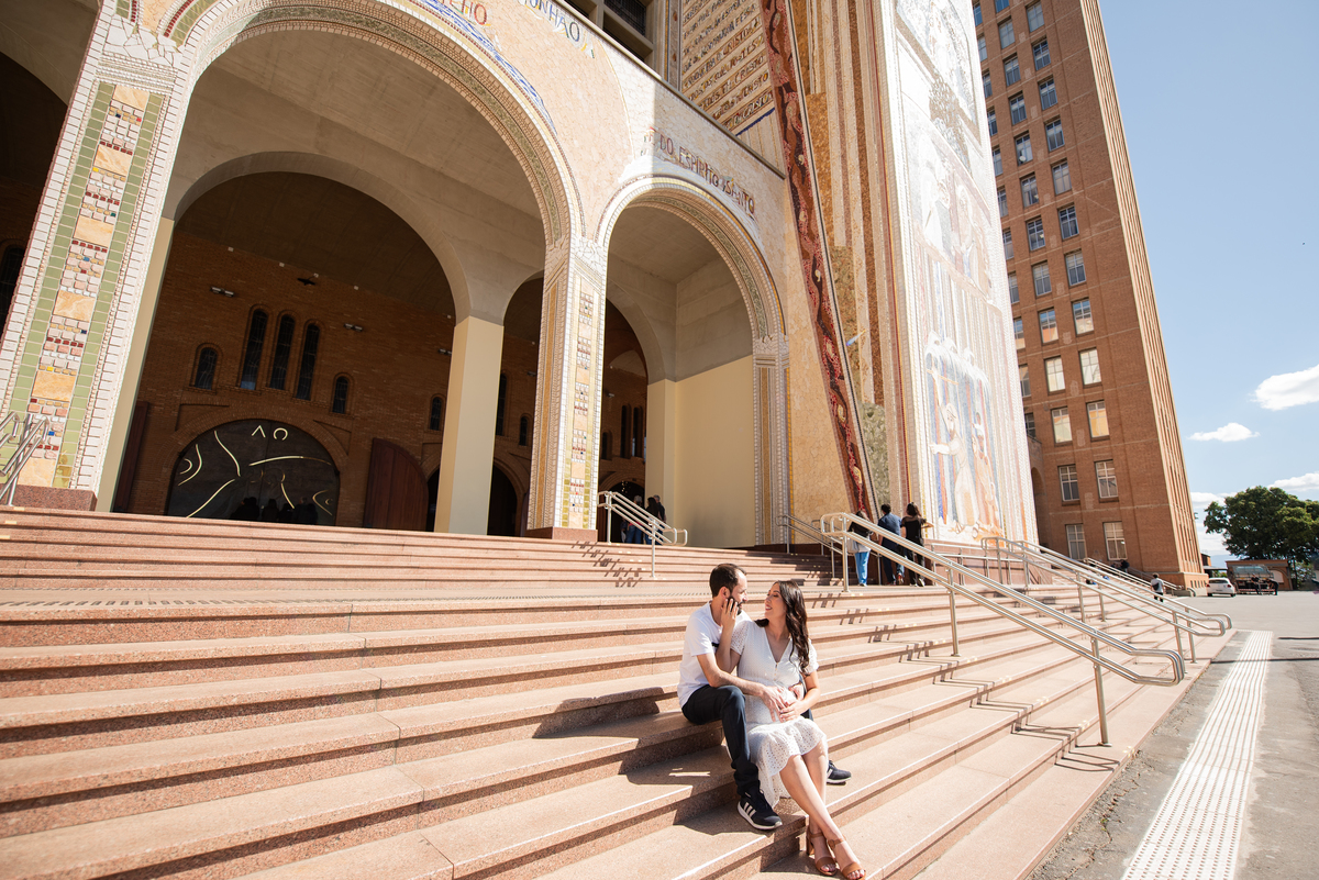 ensaio-gestante-mari-e-renato-no-santuario-nacional-aparecida-do-norte-cidade-do-romeiro