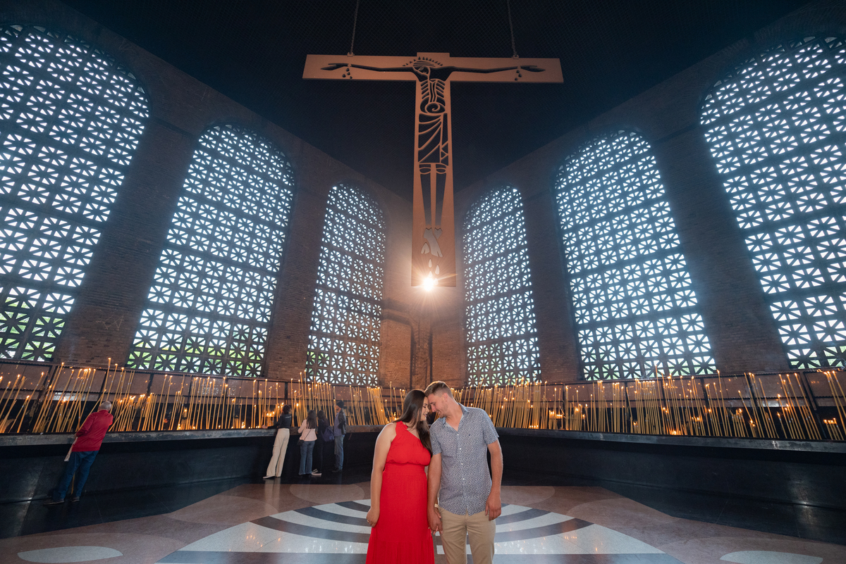 ensaio-casal-pre-wedding-no-santuario-nacional-aparecida-do-norte