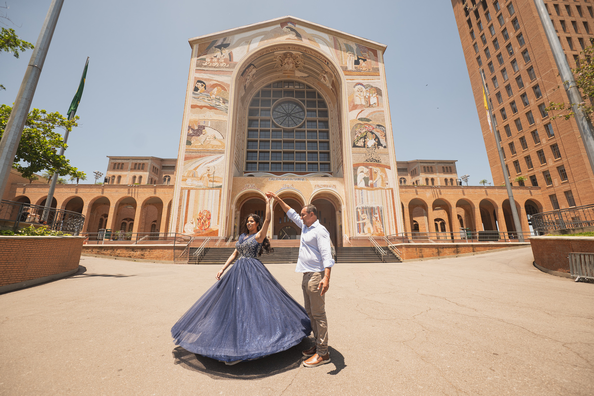 ensaio-15-anos-no-santuario-nacional-em-aparecida-do-norte
