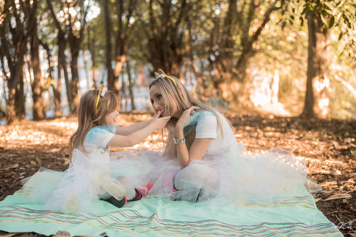 leticia-e-larinha-ensaio-tal-mae-tal-filha-unicornio-guaratingueta-sp