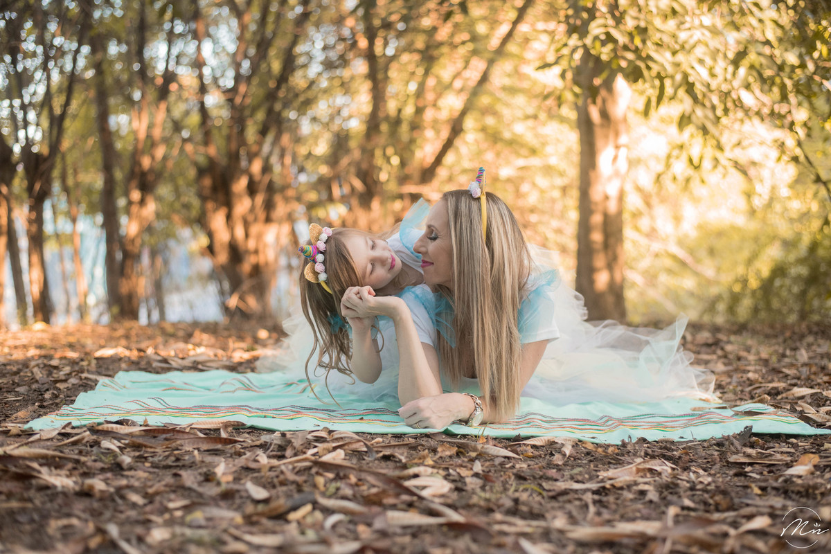 leticia-e-larinha-ensaio-tal-mae-tal-filha-unicornio-guaratingueta-sp