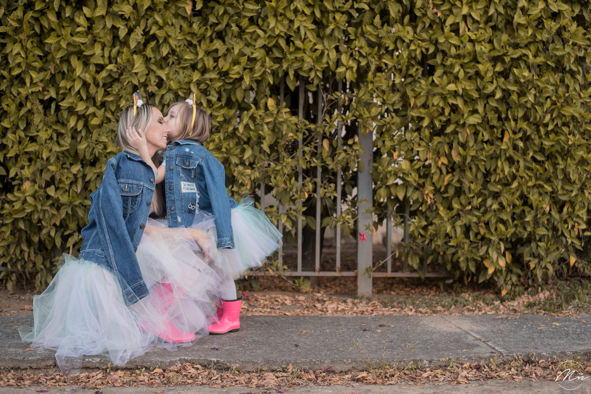 leticia-e-larinha-ensaio-tal-mae-tal-filha-unicornio-guaratingueta-sp