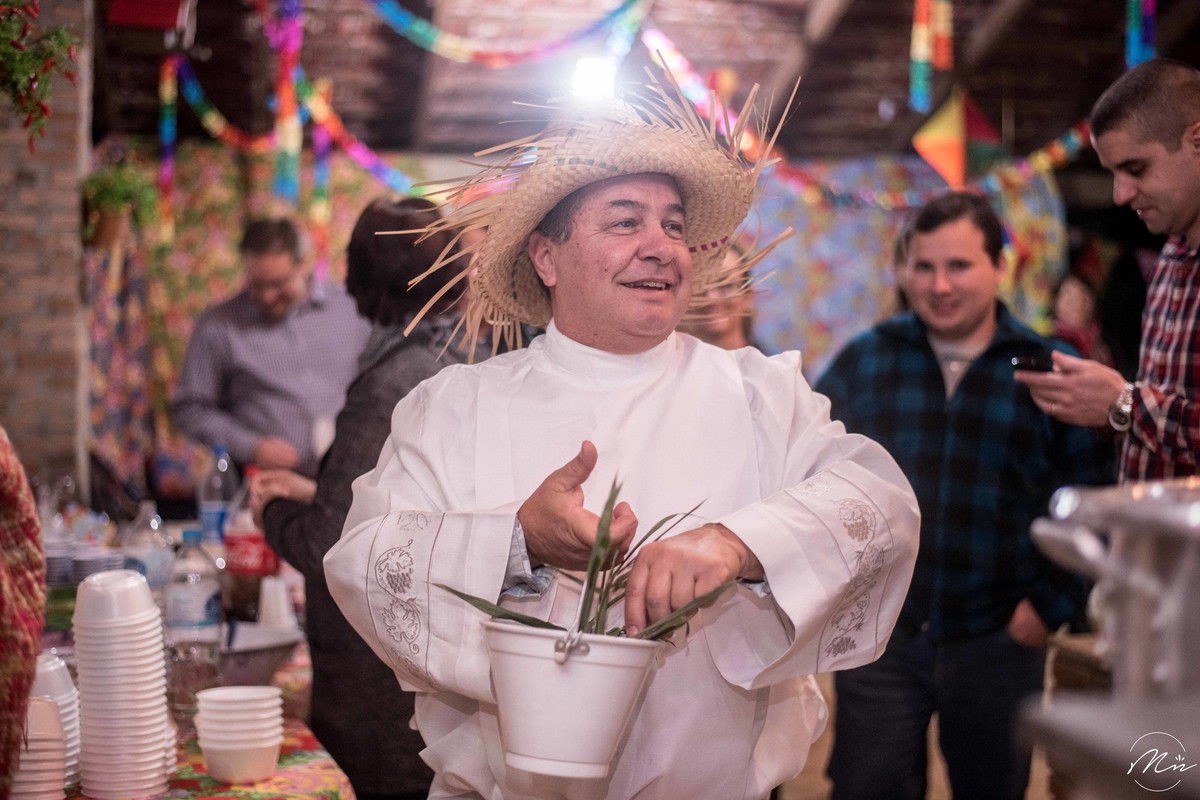 arraia-da-gisa-aniversario-festa-junina-guaratingueta-sp